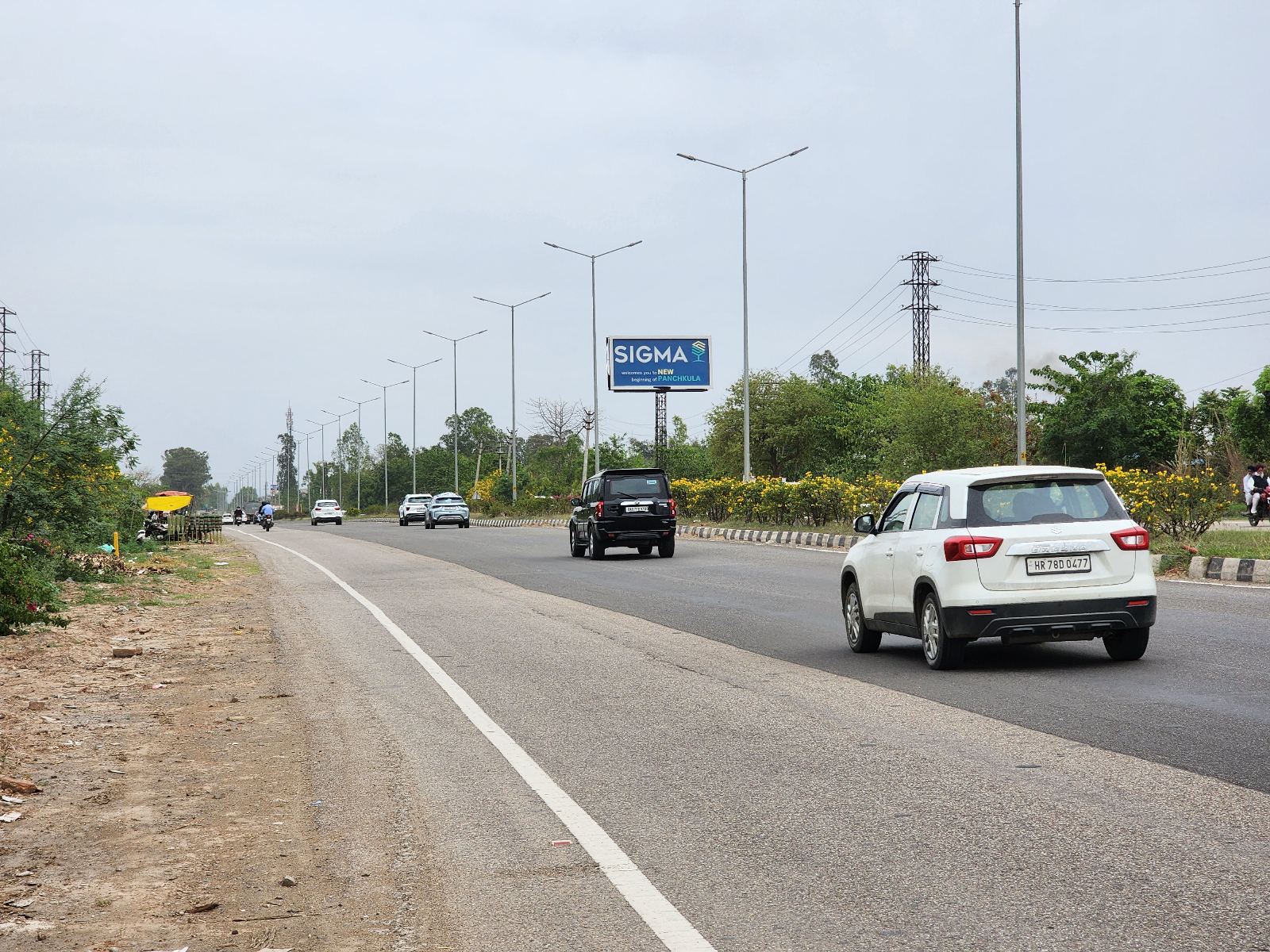 Sector 11 Main Market — Gantry in Panchkula