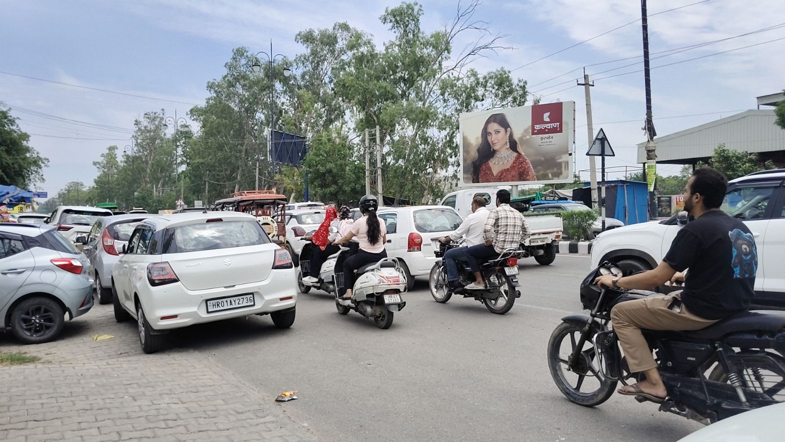 Bus Stand Exit — Unipole in Ladwa