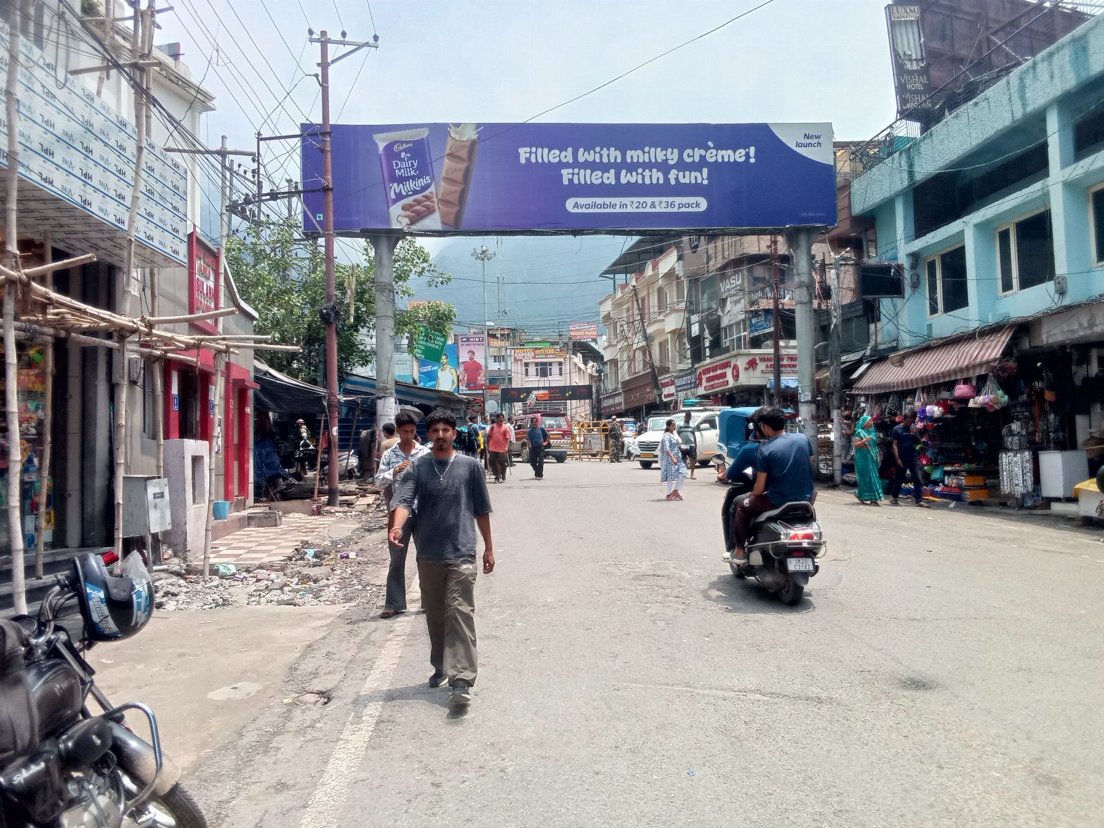 Katra Main Chowk — Gantry in Katra