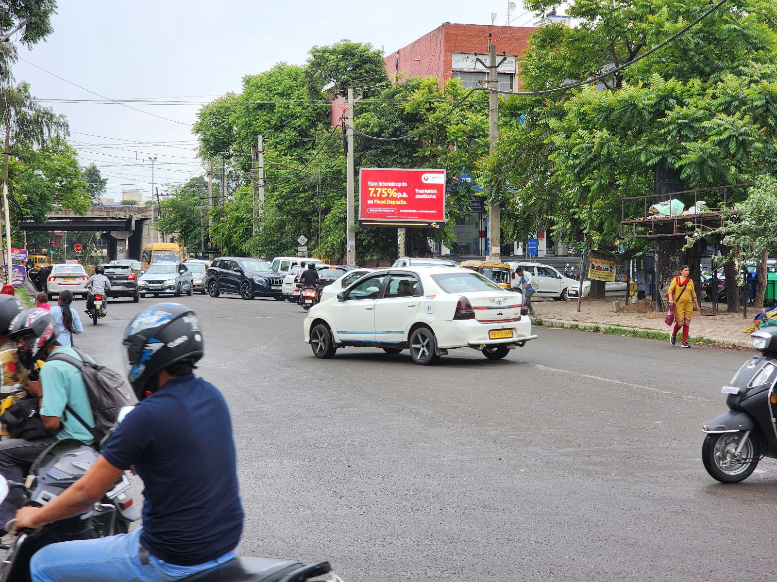 Sector 8 Near Gopal Sweets — LED Screen in Panchkula