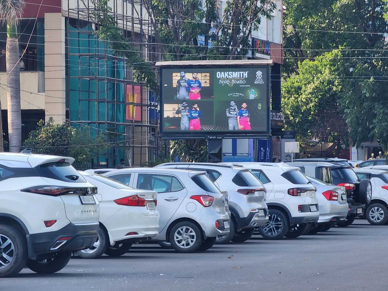 Sector - 6 Entry Market Opp. Sector 7 VIP Area — LED Screen in Panchkula