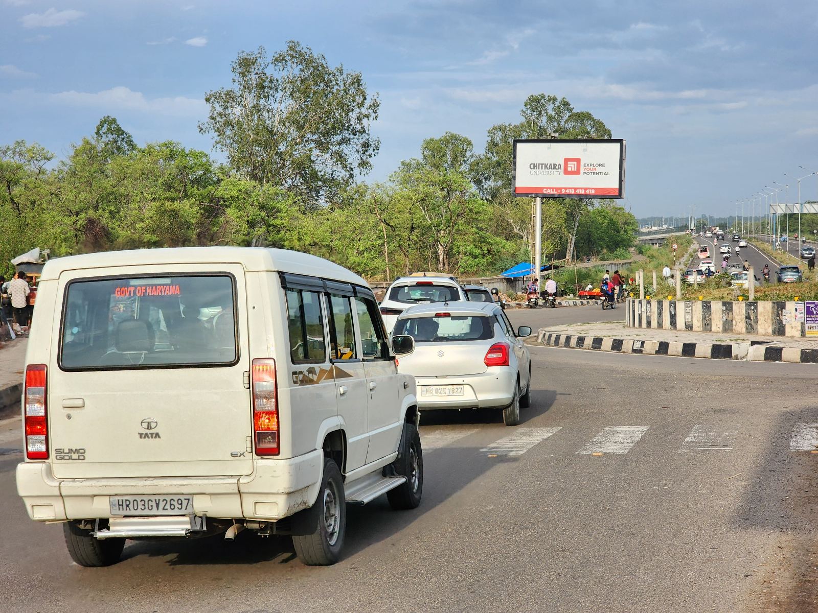 Panchkula Entrance Nada Sahib Road towards Paras Hospital from Yamuna Nagar Express Highway — Unipole in Panchkula